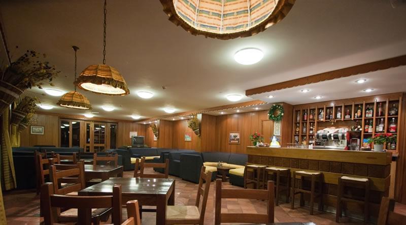 Hotel Ski Club I Cavalieri Rta Colle Colle Sestriere Exteriör bild