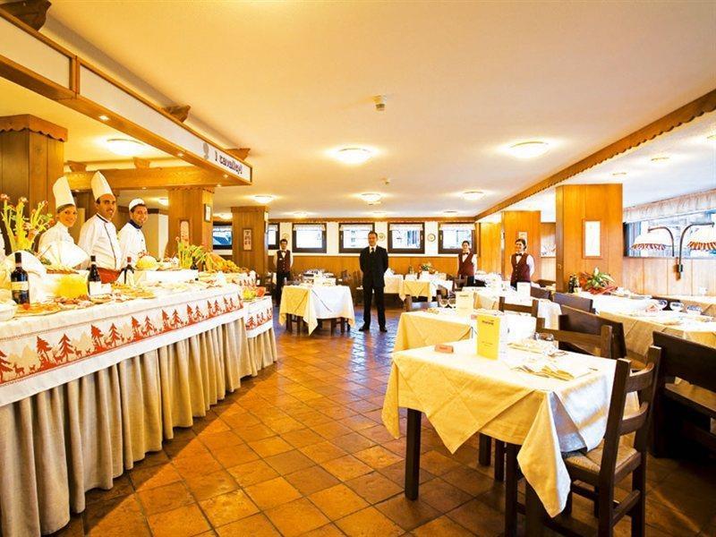 Hotel Ski Club I Cavalieri Rta Colle Colle Sestriere Exteriör bild
